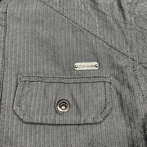 Guess Grey Light Puffy Jacket - Picture 3 of 7